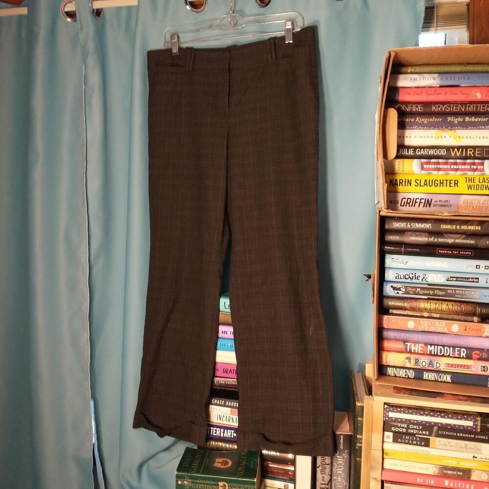 Ann Taylor Signature Dark Grey Checkered Pants with cuffed hem. Size 10